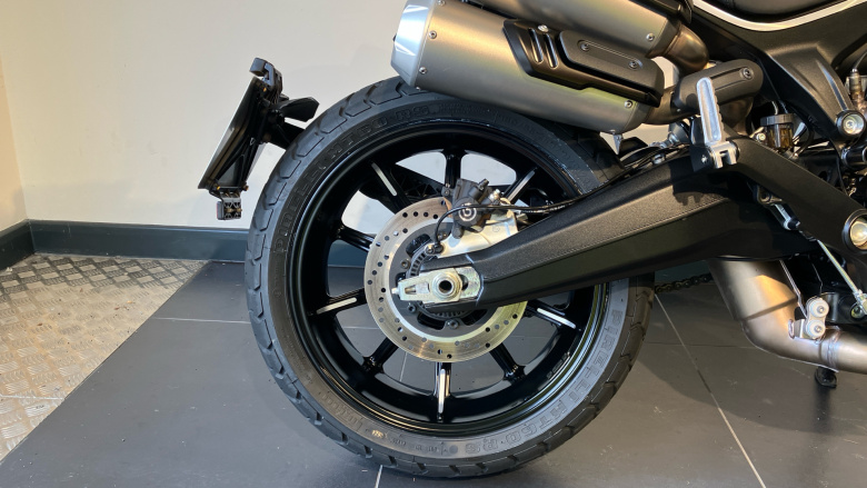 Ducati Scrambler 1100 Pro Dark (21MY)